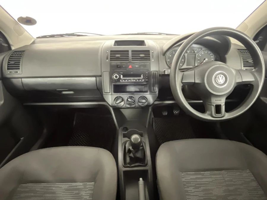 Used 2015 Volkswagen Polo Vivo hatch 1.4 Trendline - WeBuyCars Gqeberha