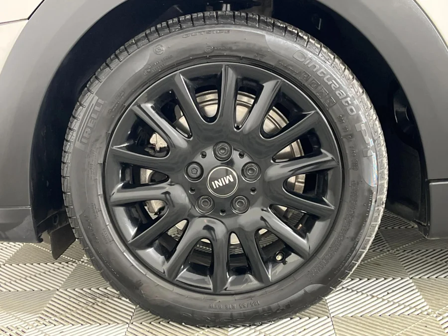 Preloaded Image 3 Preloaded Image 3