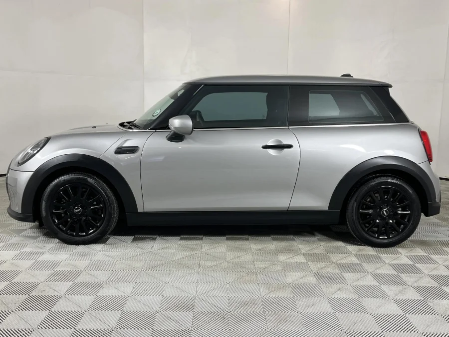 Used 2023 MINI Hatch One Hatch 3-door - WeBuyCars Midstream Used 2023 MINI Hatch One Hatch 3-door - WeBuyCars Midstream