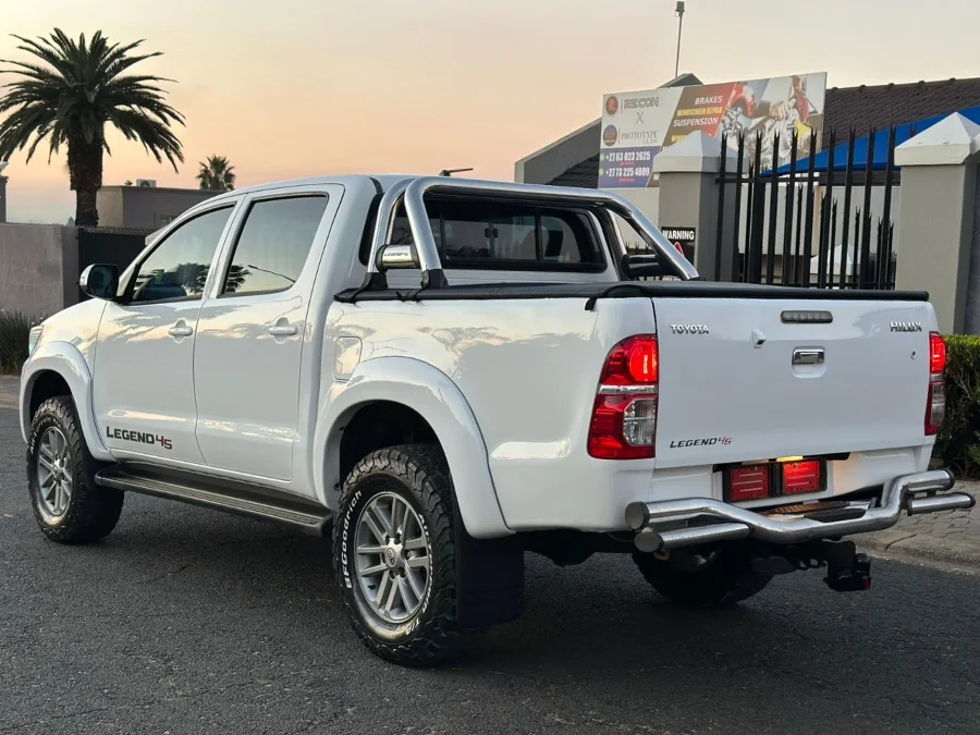 Used 2016 Toyota Hilux 2.5D-4D double cab Raider Legend 45 - Xpertz Carz Used 2016 Toyota Hilux 2.5D-4D double cab Raider Legend 45 - Xpertz Carz