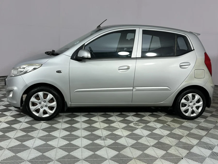 Used 2011 Hyundai i10 1.1 GLS - WeBuyCars Epping Used 2011 Hyundai i10 1.1 GLS - WeBuyCars Epping