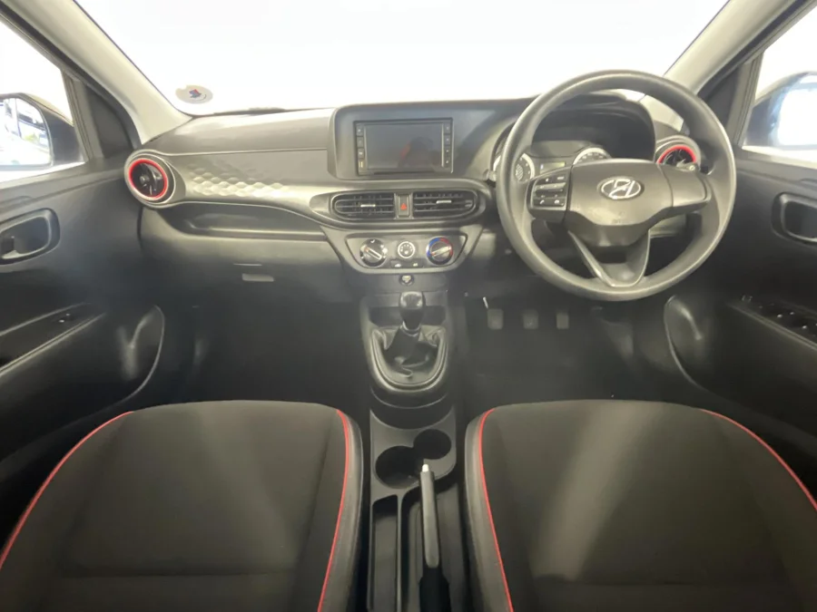 Used 2021 Hyundai Grand i10 1.0 hatch Motion manual - WeBuyCars Richmond Used 2021 Hyundai Grand i10 1.0 hatch Motion manual - WeBuyCars Richmond