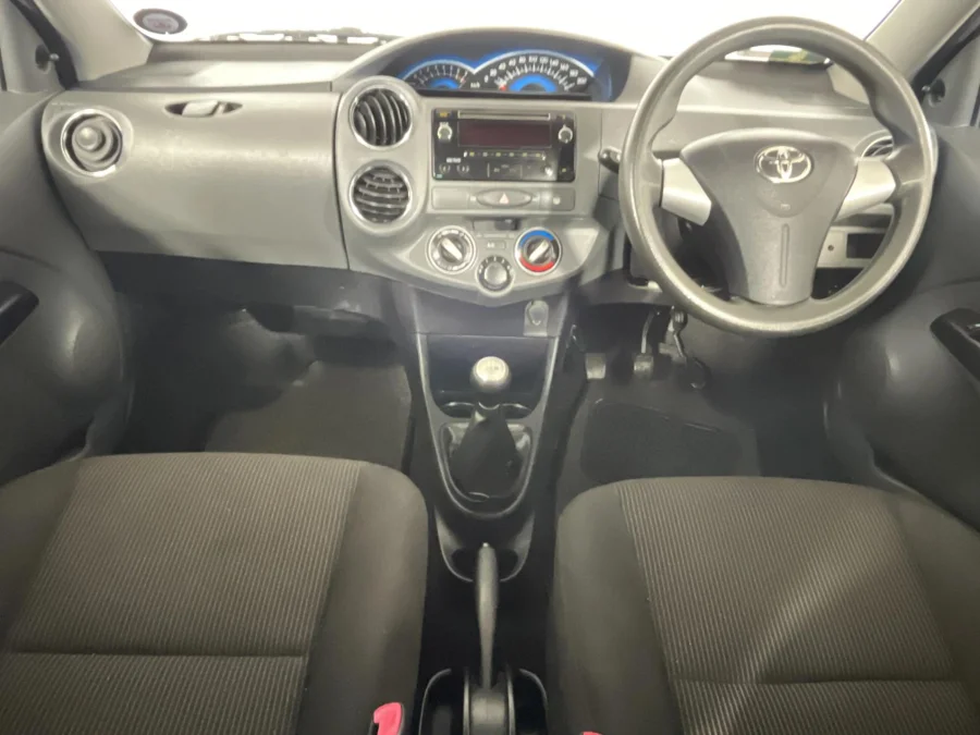 Used 2017 Toyota Etios hatch 1.5 Sprint - WeBuyCars Richmond Used 2017 Toyota Etios hatch 1.5 Sprint - WeBuyCars Richmond