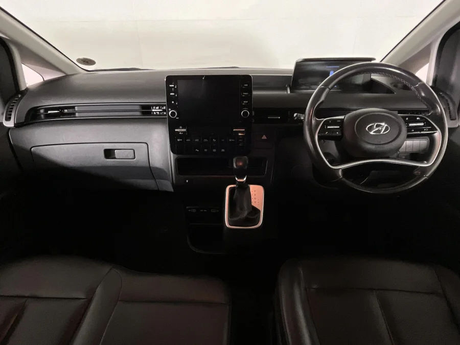 Used 2023 Hyundai Staria 2.2D Executive 9-seater - WeBuyCars Germiston Used 2023 Hyundai Staria 2.2D Executive 9-seater - WeBuyCars Germiston