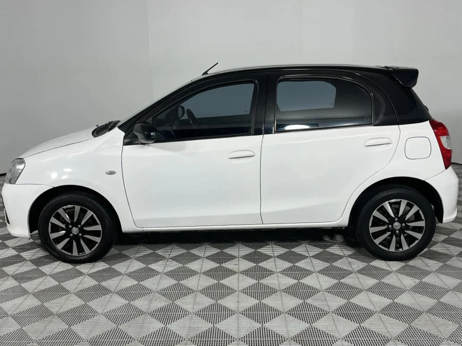 Used 2020 Toyota Etios hatch 1.5 Sport - WeBuyCars Richmond Used 2020 Toyota Etios hatch 1.5 Sport - WeBuyCars Richmond