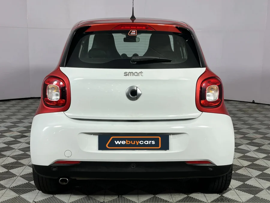 Preloaded Image 17 Preloaded Image 17