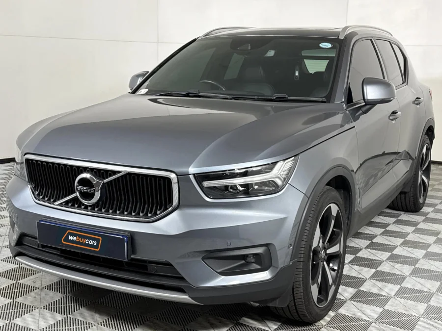 Used 2019 Volvo XC40 T5 AWD Momentum - WeBuyCars Midstream