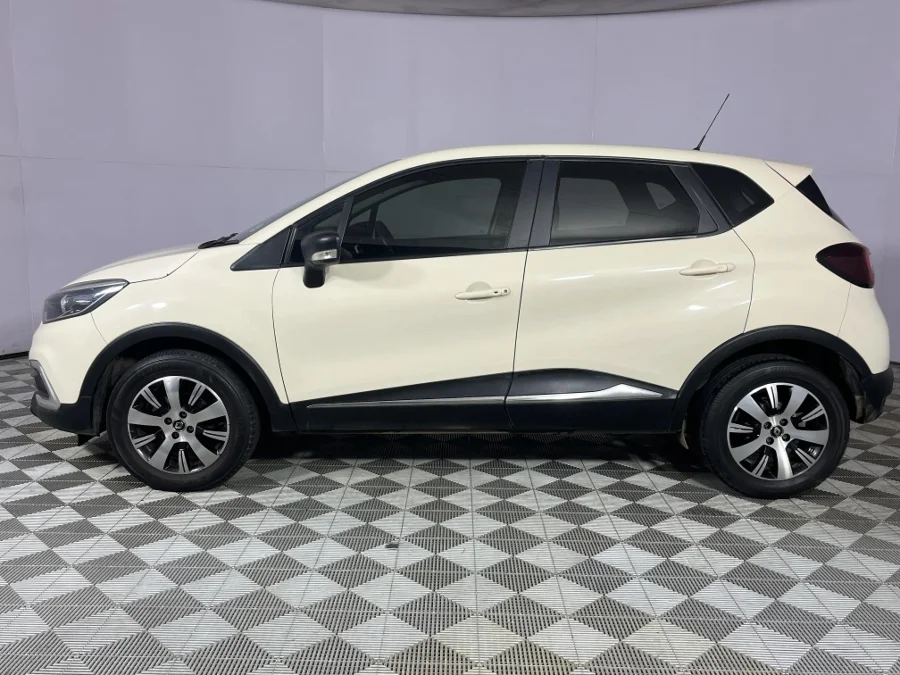 Used 2018 Renault Captur 66kW turbo Blaze - WeBuyCars Brackenfell Cape Town Used 2018 Renault Captur 66kW turbo Blaze - WeBuyCars Brackenfell Cape Town