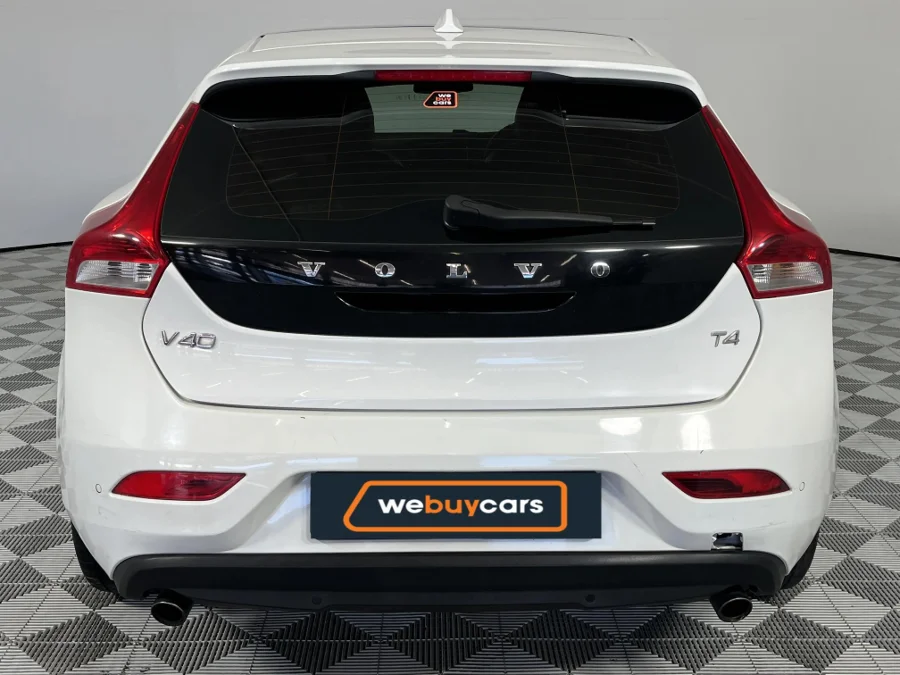 Preloaded Image 19 Preloaded Image 19