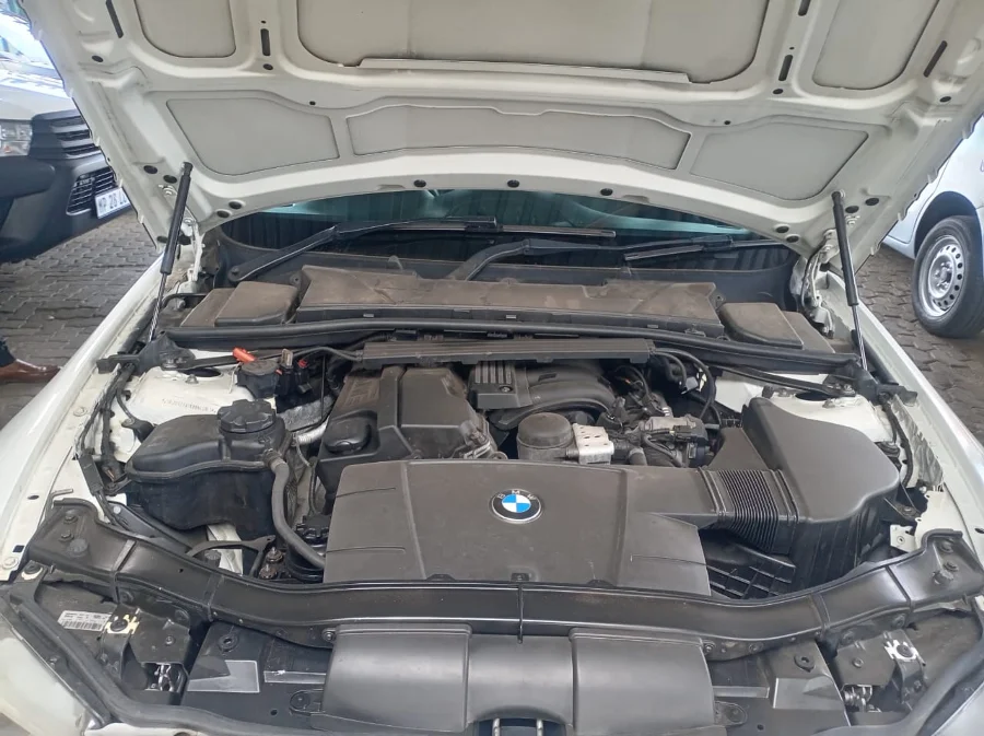 Used 2011 BMW 3 Series 320i Exclusive - Omega EL Auto