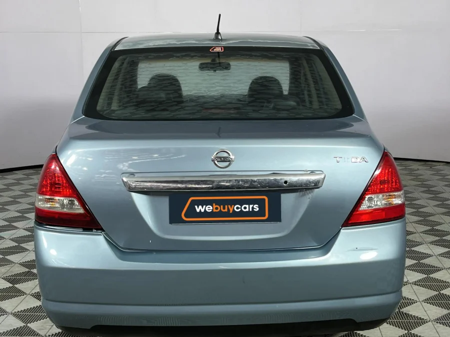 Preloaded Image 18 Preloaded Image 18