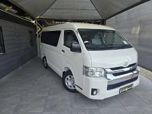 Used 2012 Toyota Quantum 2.7 GL 10-seater bus Used 2012 Toyota Quantum 2.7 GL 10-seater bus