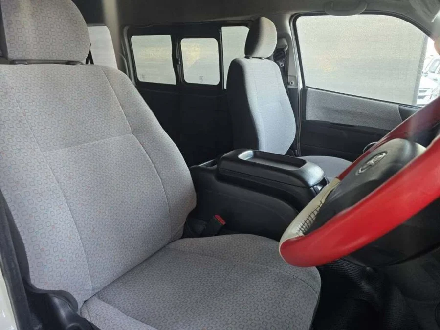 Used 2012 Toyota Quantum 2.7 GL 10-seater bus - Deals 4 Wheels Used 2012 Toyota Quantum 2.7 GL 10-seater bus - Deals 4 Wheels