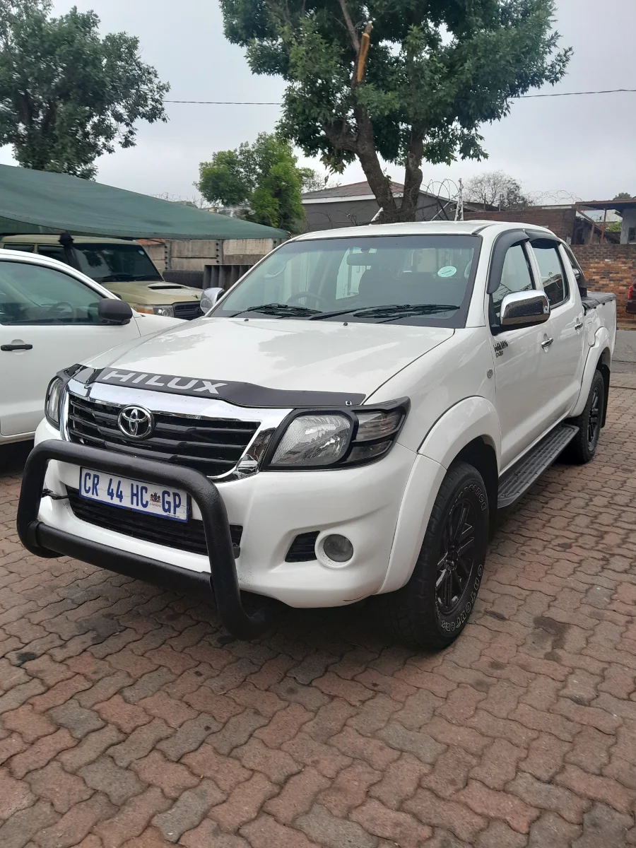 Used 2013 Toyota Hilux 2.5D-4D double cab Raider - OJB Auto Innovation Used 2013 Toyota Hilux 2.5D-4D double cab Raider - OJB Auto Innovation