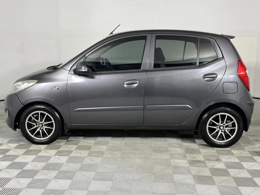 Used 2013 Hyundai i10 1.1 Motion - WeBuyCars Silverlakes Used 2013 Hyundai i10 1.1 Motion - WeBuyCars Silverlakes
