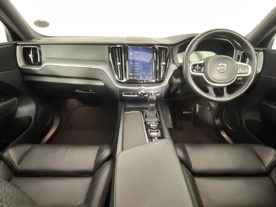 Used 2018 Volvo XC60 D5 AWD Momentum - WeBuyCars Germiston