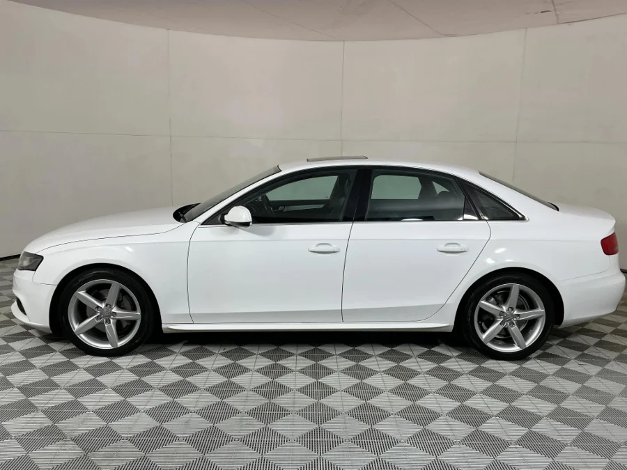 Used 2011 Audi A4 2.0T quattro Ambiente auto - WeBuyCars JHB South Used 2011 Audi A4 2.0T quattro Ambiente auto - WeBuyCars JHB South