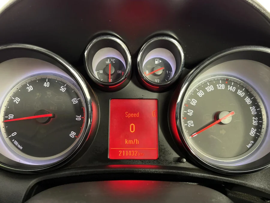 Used 2014 Opel Astra sedan 1.6 Turbo Cosmo - WeBuyCars Polokwane Used 2014 Opel Astra sedan 1.6 Turbo Cosmo - WeBuyCars Polokwane