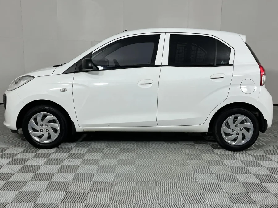 Used 2022 Hyundai Atos 1.1 Motion Cargo panel van - WeBuyCars Gqeberha