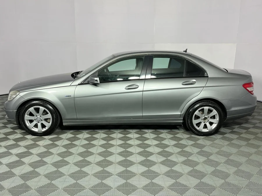 Used 2009 Mercedes-Benz C-Class C180 Kompressor Classic - WeBuyCars Rustenburg Used 2009 Mercedes-Benz C-Class C180 Kompressor Classic - WeBuyCars Rustenburg