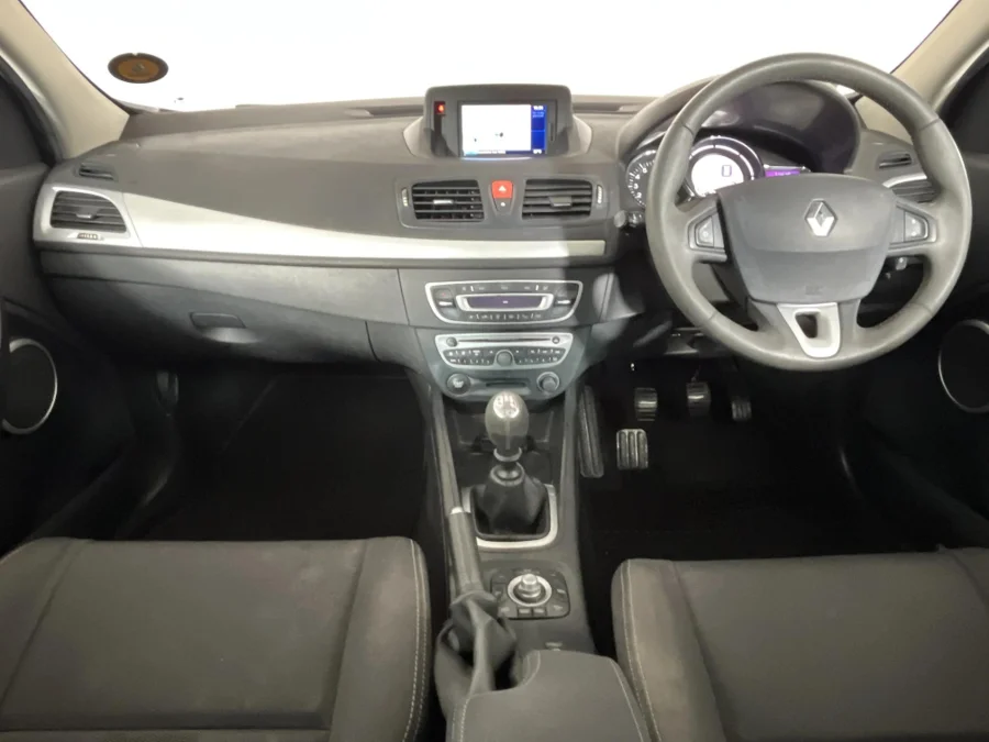 Used 2010 Renault Megane Mégane coupé 1.6 Dynamique - WeBuyCars Silverlakes Used 2010 Renault Megane Mégane coupé 1.6 Dynamique - WeBuyCars Silverlakes