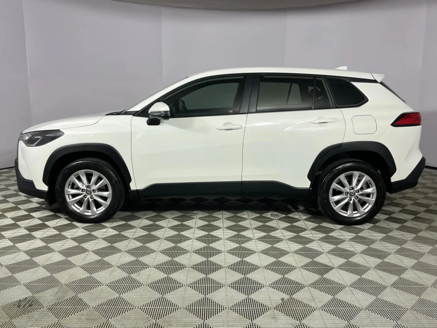 Used 2022 Toyota Corolla Cross 1.8 Xi - WeBuyCars Durban