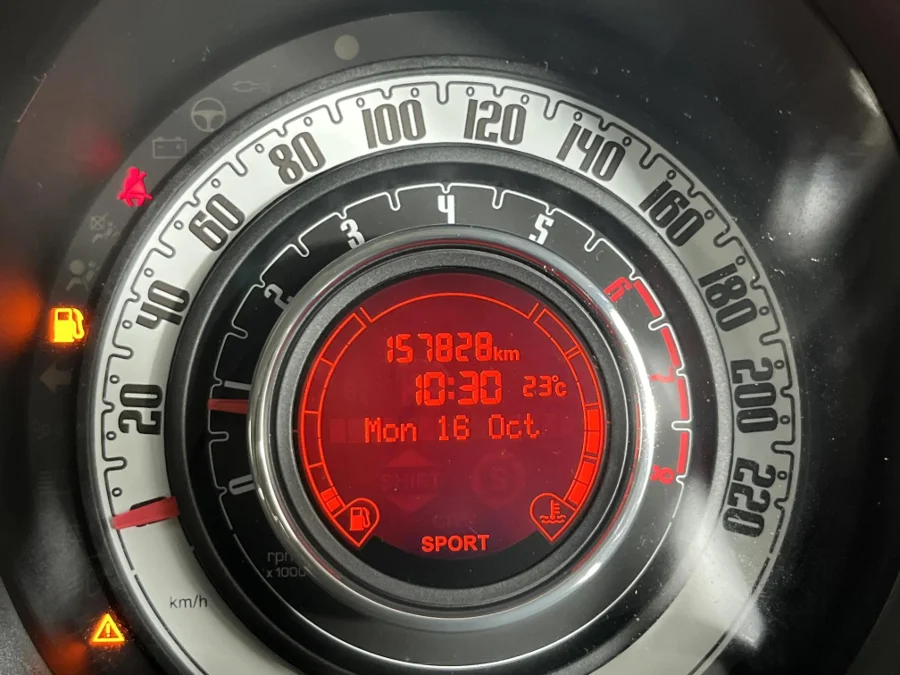 Used 2011 Fiat 500 C 1.4 Lounge - WeBuyCars The Dome