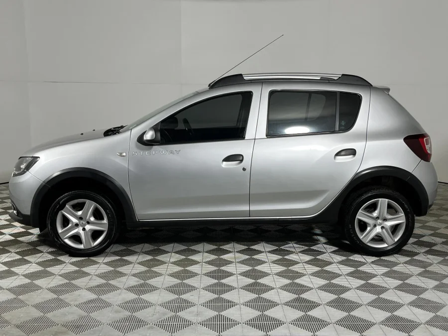 Used 2016 Renault Sandero Stepway 66kW turbo - WeBuyCars Germiston