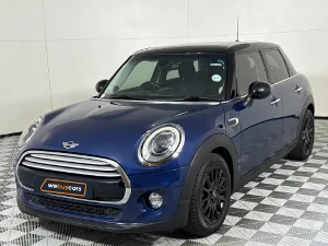Used 2014 MINI Hatch Cooper Hatch 5-door Seven 7
