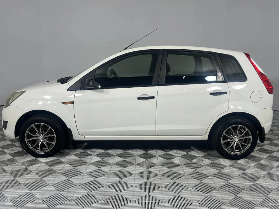 Used 2011 Ford Figo 1.4 Ambiente - WeBuyCars Richmond Used 2011 Ford Figo 1.4 Ambiente - WeBuyCars Richmond