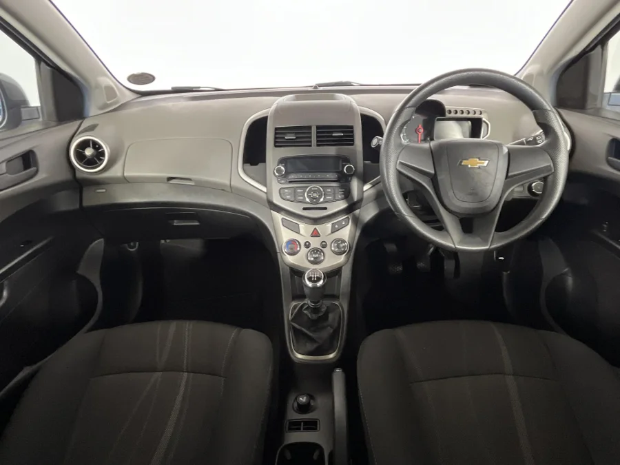 Used 2012 Chevrolet Sonic hatch 1.6 LS Black&White Edition - WeBuyCars Richmond Used 2012 Chevrolet Sonic hatch 1.6 LS Black&White Edition - WeBuyCars Richmond