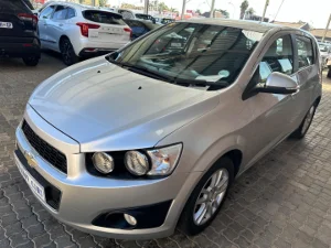 Used 2015 Chevrolet Sonic hatch 1.6 LS Black&White Edition