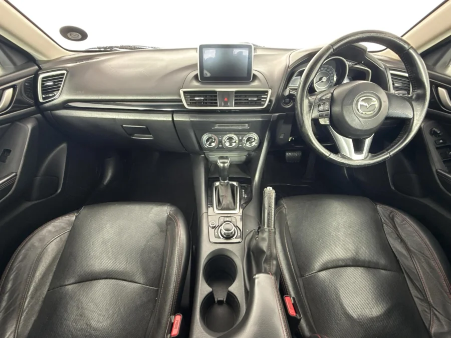 Used 2015 Mazda Mazda3 hatch 1.6 Dynamic auto - WeBuyCars Vereeniging