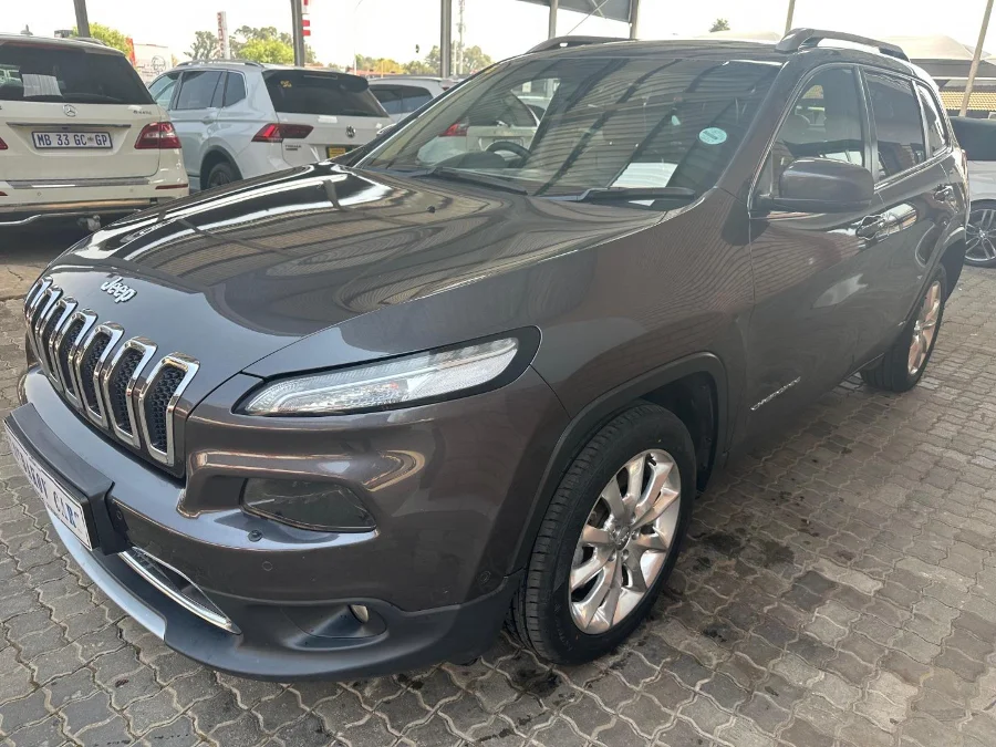 Used 2015 Jeep Cherokee 3.2L Limited 75th Anniversary Edition - Kondakov Cars Used 2015 Jeep Cherokee 3.2L Limited 75th Anniversary Edition - Kondakov Cars