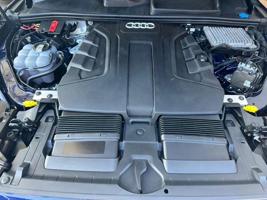 Used 2020 Audi Q7 45TDI quattro S line - Kondakov Cars