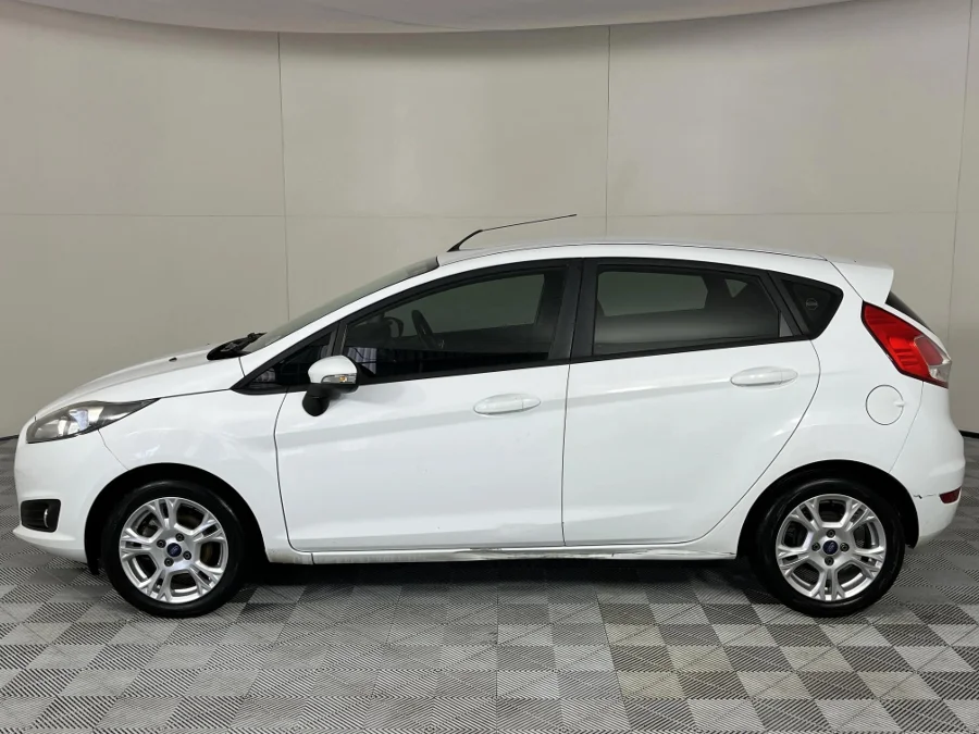 Used 2015 Ford Fiesta 5-door 1.0T Trend auto - WeBuyCars Mbombela Used 2015 Ford Fiesta 5-door 1.0T Trend auto - WeBuyCars Mbombela
