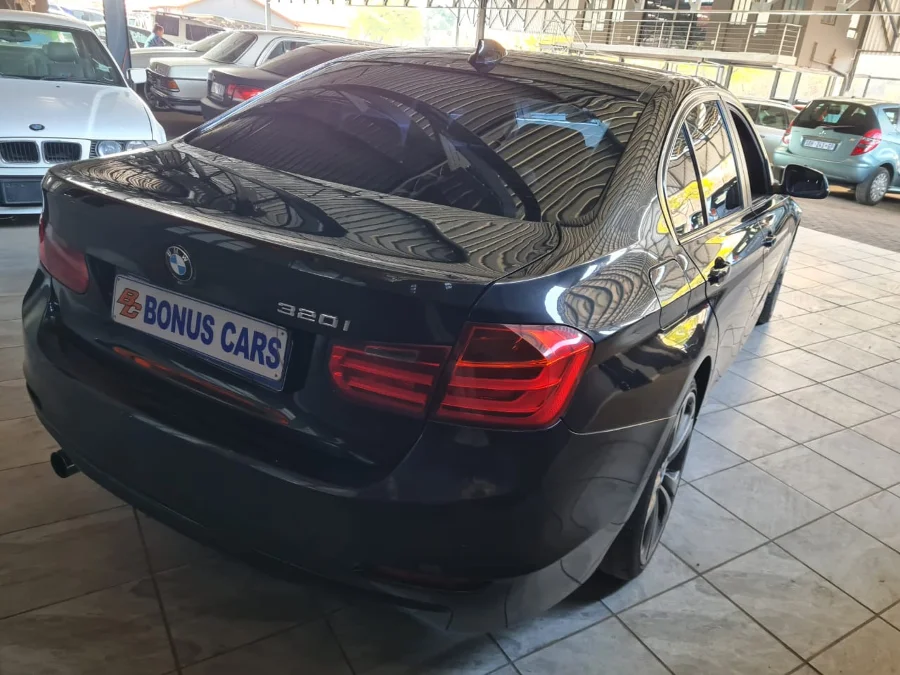 Used 2013 BMW 3 Series 320i sports-auto - Bonus Cars