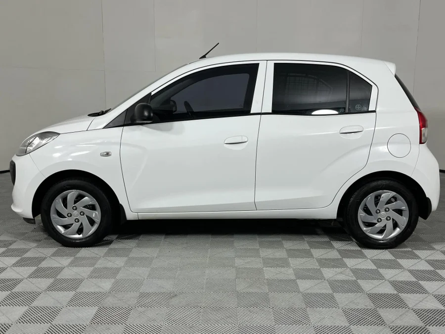 Used 2022 Hyundai Atos 1.1 Motion Cargo panel van - WeBuyCars Gqeberha