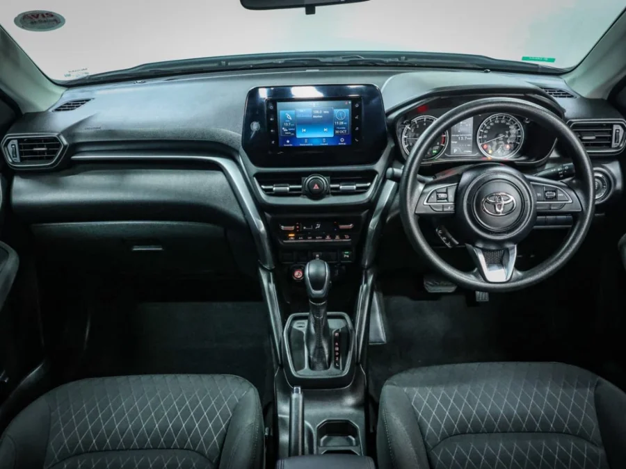 Used 2024 Toyota Urban Cruiser 1.5 XR auto - McCarthy VW Wonderboom Used 2024 Toyota Urban Cruiser 1.5 XR auto - McCarthy VW Wonderboom