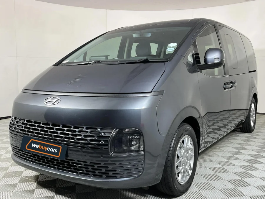 Used 2022 Hyundai Staria 2.2D Executive 9-seater - WeBuyCars JHB South
