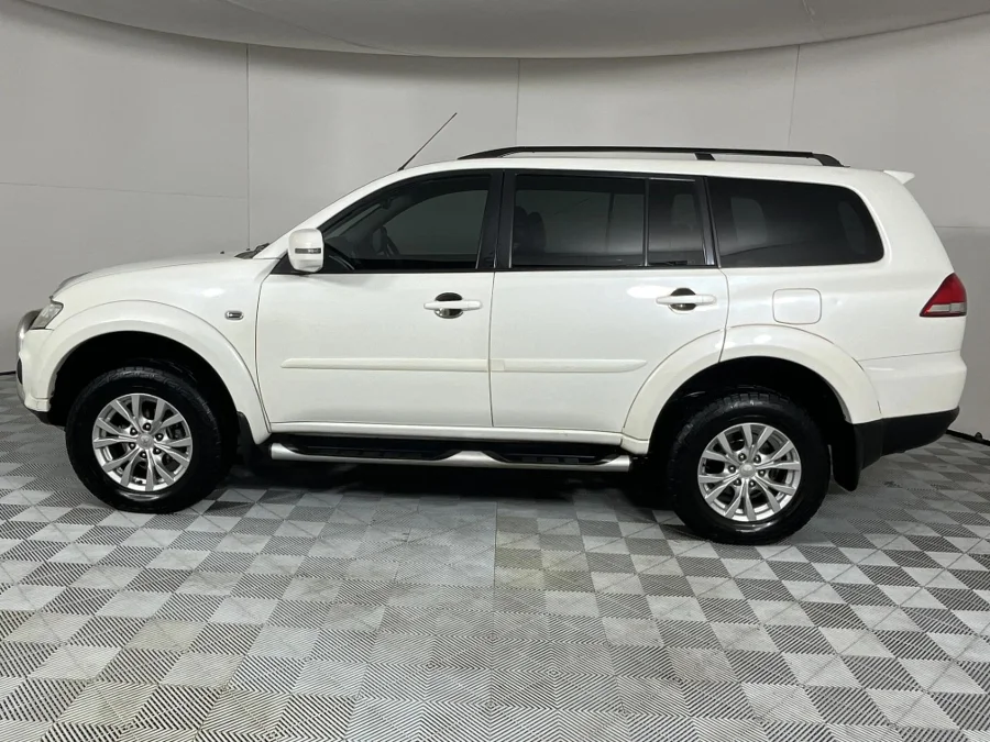 Used 2014 Mitsubishi Pajero Sport 2.5DI-D 4x4 Shogun auto - WeBuyCars Mbombela Used 2014 Mitsubishi Pajero Sport 2.5DI-D 4x4 Shogun auto - WeBuyCars Mbombela