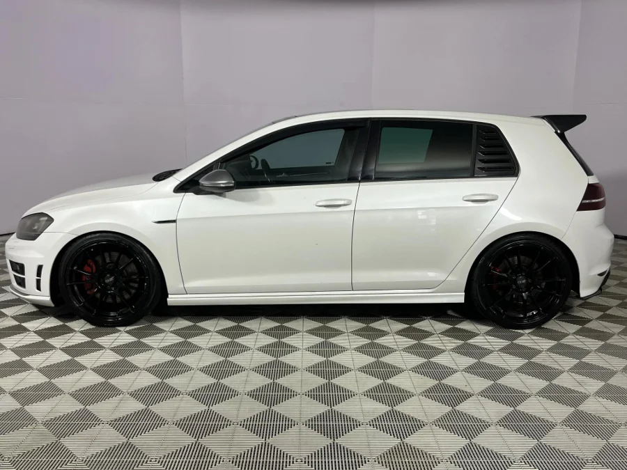 Used 2014 Volkswagen Golf R auto - WeBuyCars Durban
