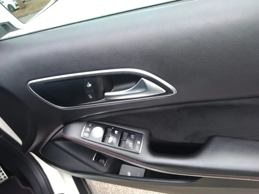 Used 2014 Mercedes-Benz GLA 220d 4Matic Style - Wariz Auto