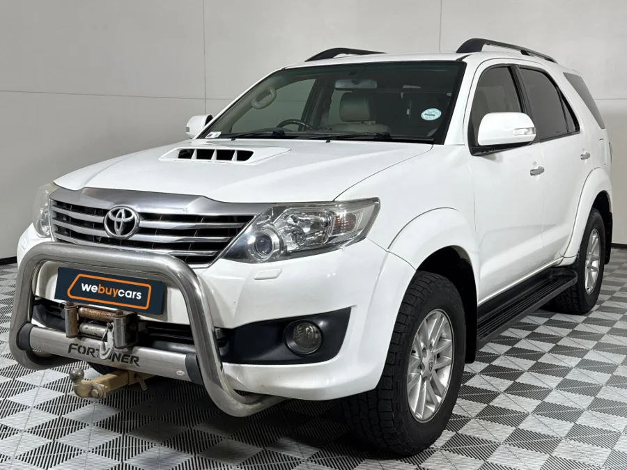 Used 2012 Toyota Fortuner 3.0D-4D 4x4 Limited - WeBuyCars Midstream