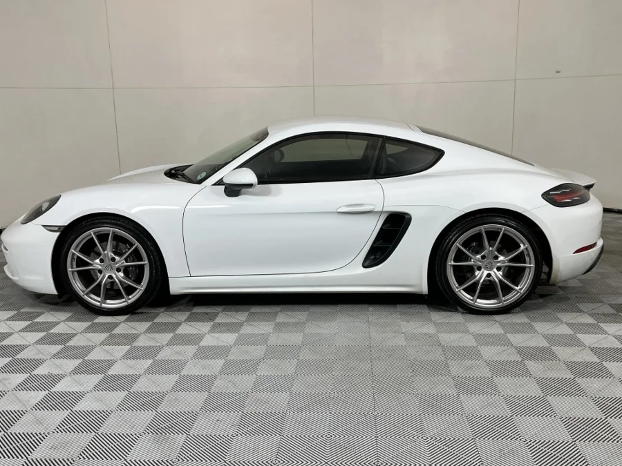 Used 2016 Porsche 718 Cayman - WeBuyCars Midstream