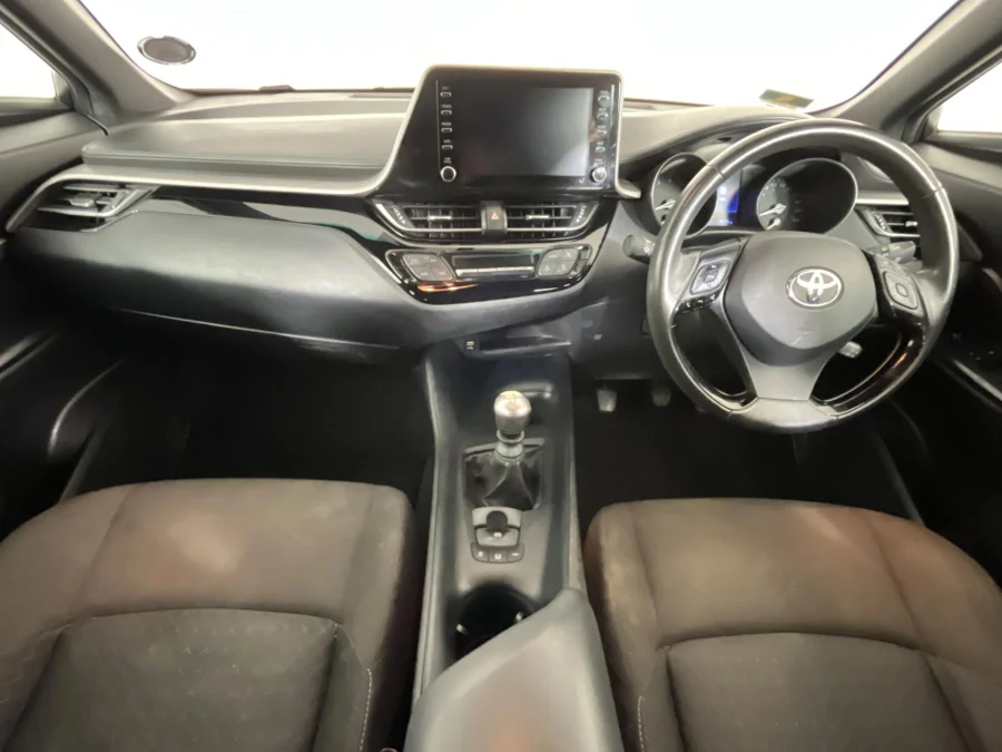 Used 2020 Toyota C-HR 1.2T Plus manual - WeBuyCars JHB South