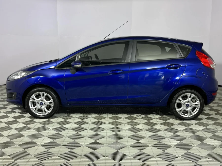 Used 2017 Ford Fiesta 5-door 1.0T Trend auto - WeBuyCars Durban