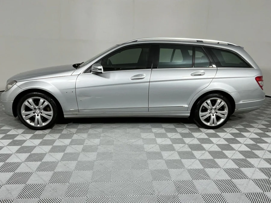 Used 2011 Mercedes-Benz C-Class C200CGI Avantgarde Touchshift - WeBuyCars The Dome Used 2011 Mercedes-Benz C-Class C200CGI Avantgarde Touchshift - WeBuyCars The Dome