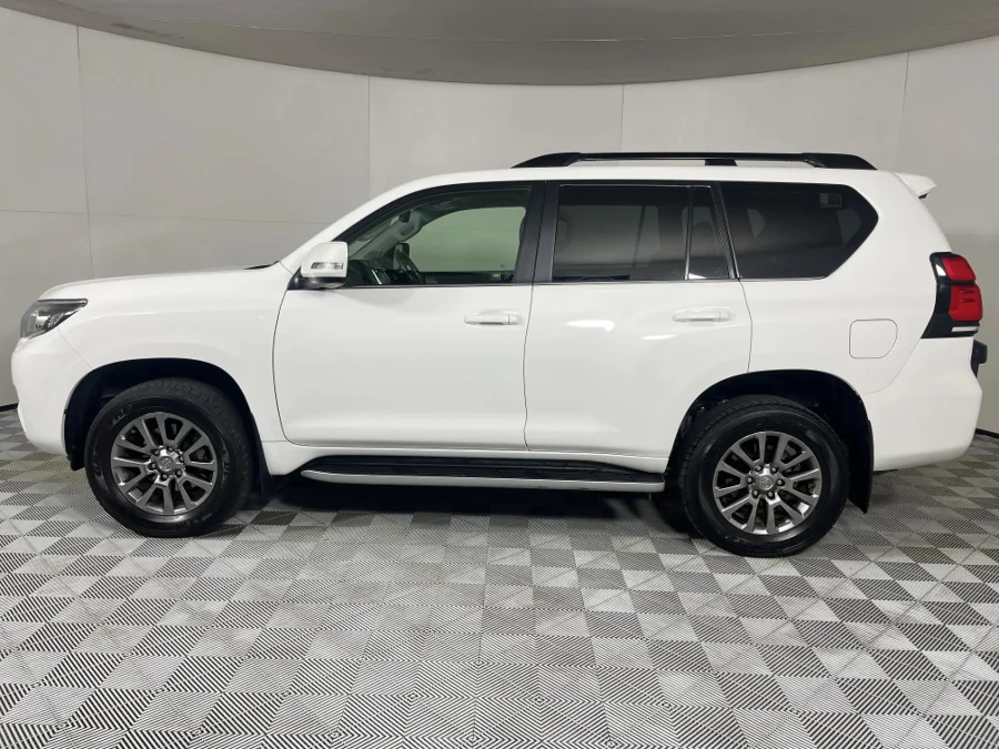 Used 2019 Toyota Land Cruiser Prado 4.0 VX-L - WeBuyCars JHB South Used 2019 Toyota Land Cruiser Prado 4.0 VX-L - WeBuyCars JHB South