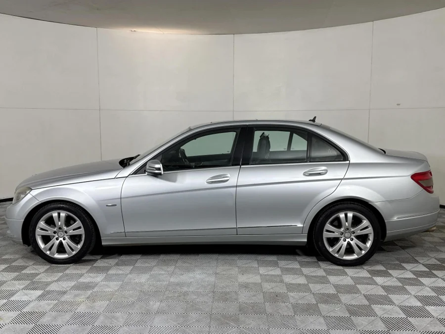 Used 2010 Mercedes-Benz C-Class C200 Kompressor Avantgarde Touchshift - WeBuyCars Midstream Used 2010 Mercedes-Benz C-Class C200 Kompressor Avantgarde Touchshift - WeBuyCars Midstream